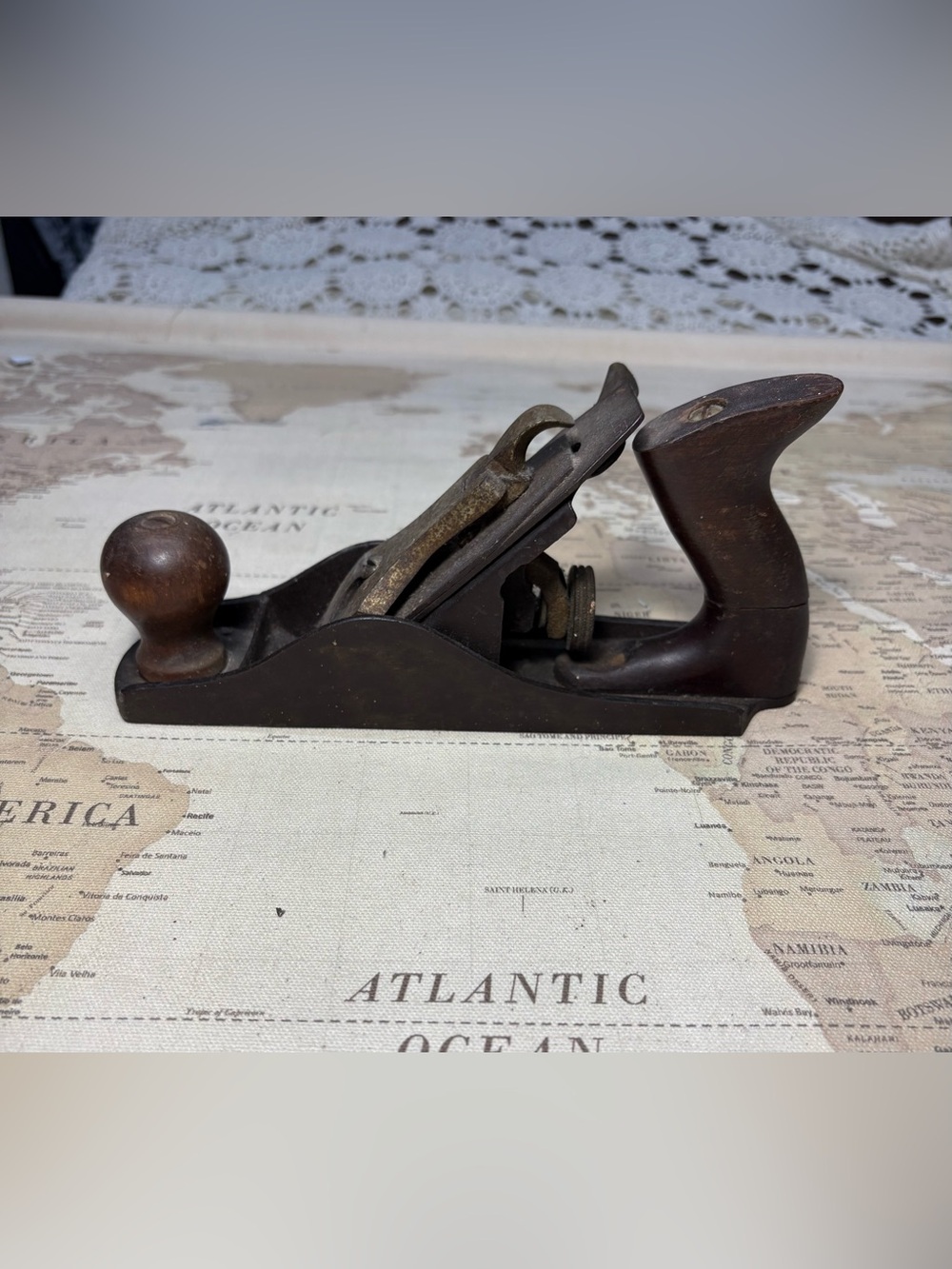 Vintage•Cast Iron Hand Plane With Wooden Handle•Barn Find•Original Patina•As Is